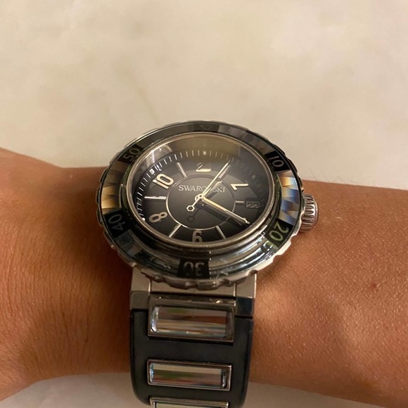 SWAROVSKI Octea UltraSport Watch Swiss Made Quartz - Picture 6 of 10